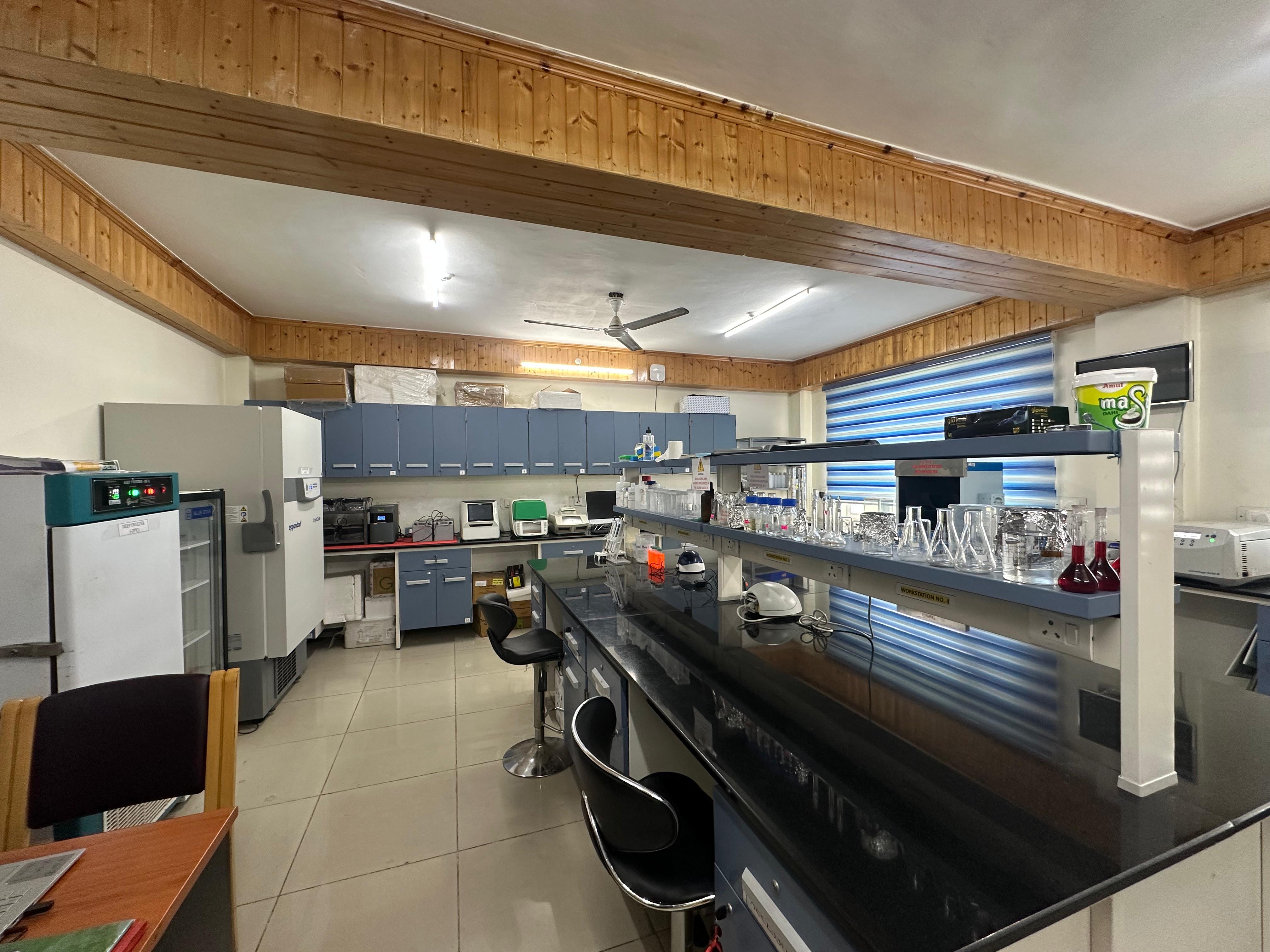 Strengthening and augmentation of plant material testing and micro propagation units/virus indexing through labs